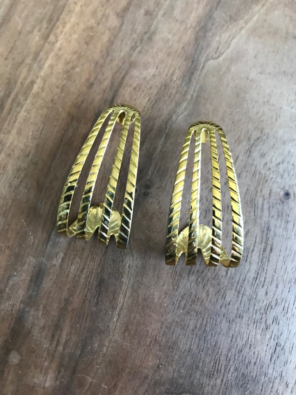 Vintage Gold-Tone Curved Dangle Earrings Pierced 80s‎ Statement